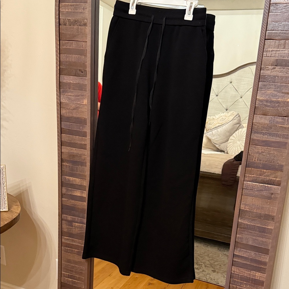 Chic Black Wide-Leg Women's Pants